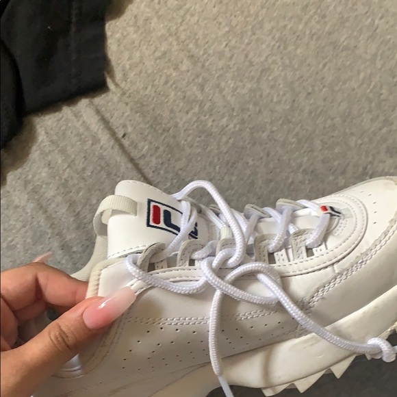 File Sneakers! - Picture 3 of 4